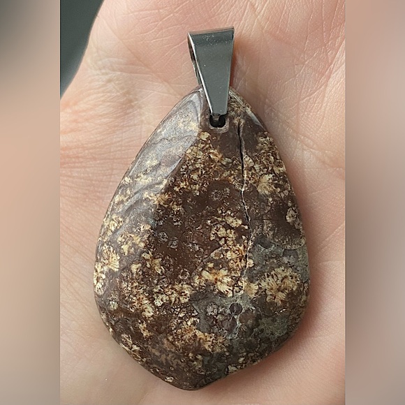 Jasper Pendant Necklace - Picture 1 of 4